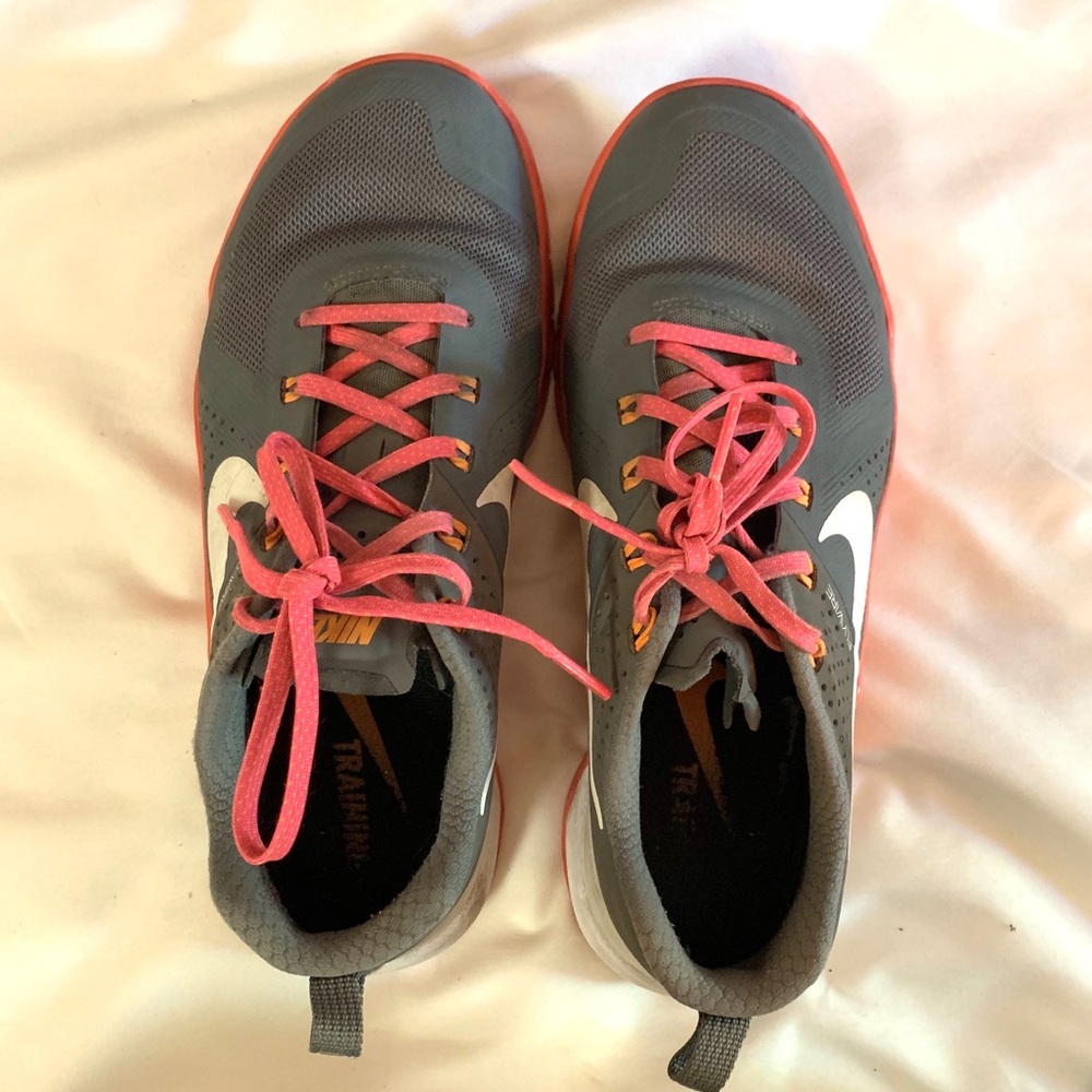 Nike Women’s Metcon Workout Shoe- Size 8.5